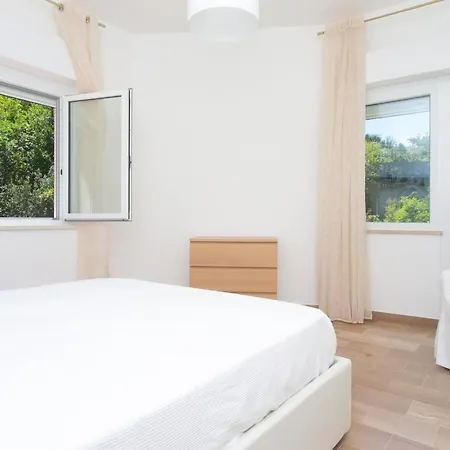 N144 - Numana, Comodo Quadrilocale A 100mt Dal Mare *