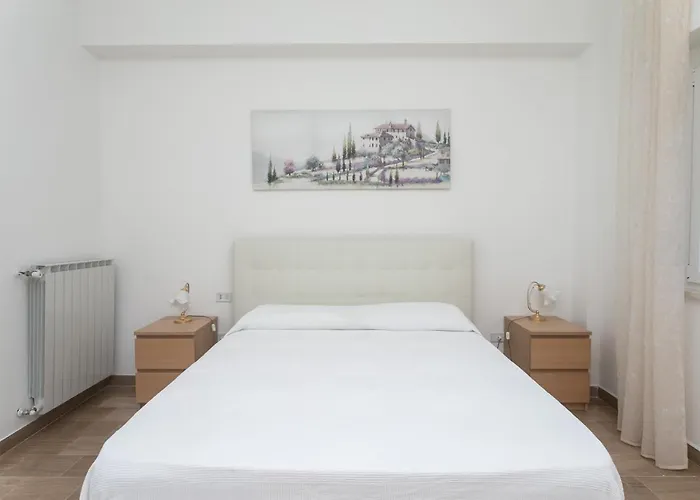 Apartamento N144 - Numana, Comodo Quadrilocale A 100mt Dal Mare Numana