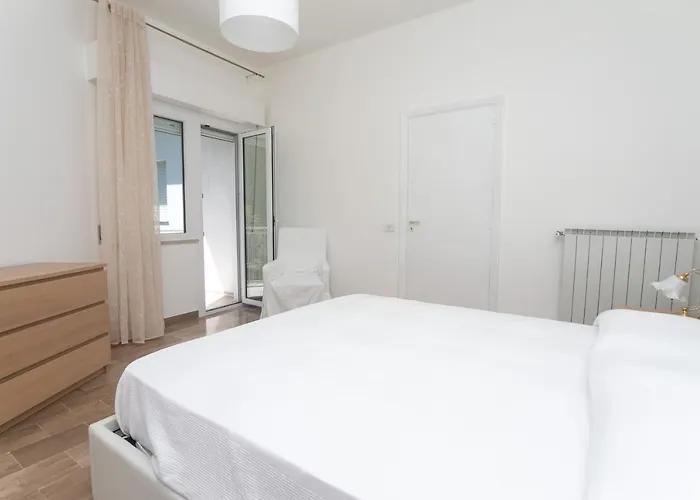 Apartamento N144 - Numana, Comodo Quadrilocale A 100mt Dal Mare Numana